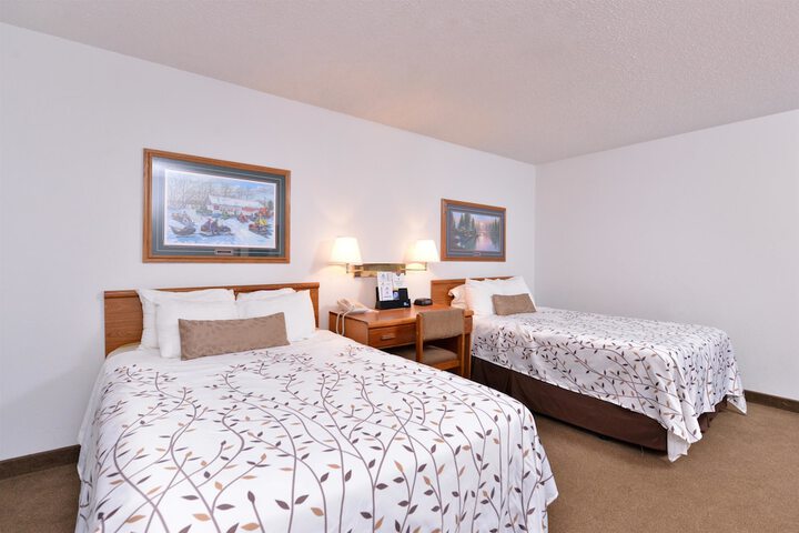 Room 12 of 16