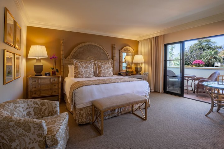 Room 32 of 51