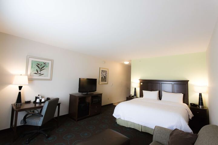Room 30 of 43