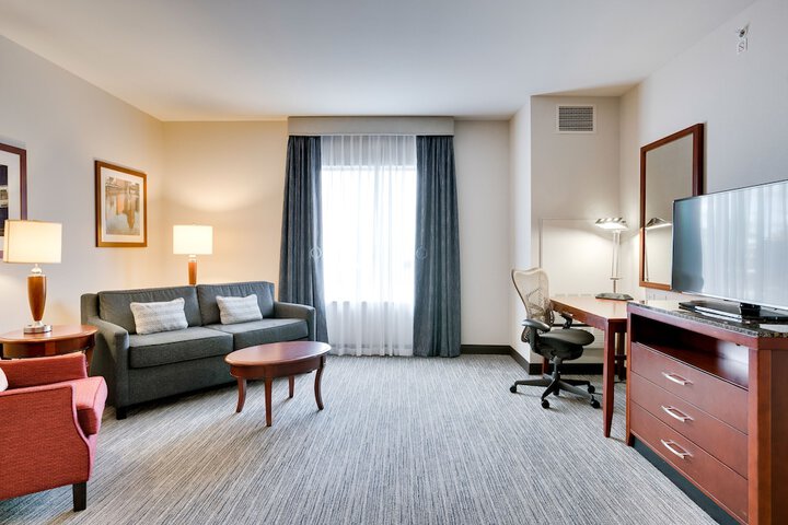 Room 16 of 60