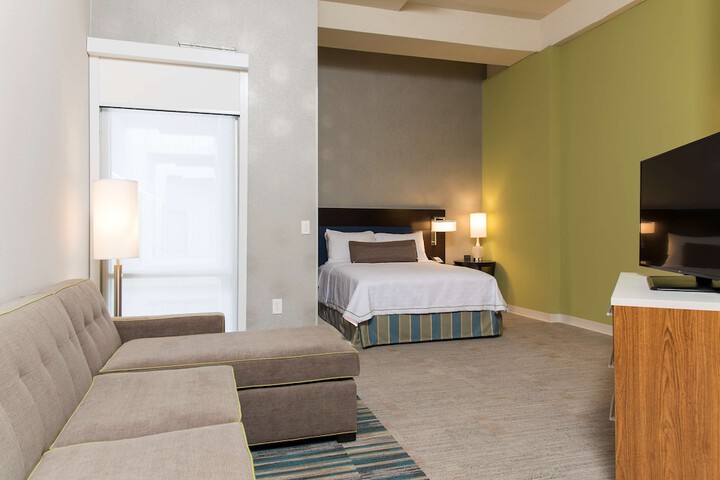 Room 16 of 25