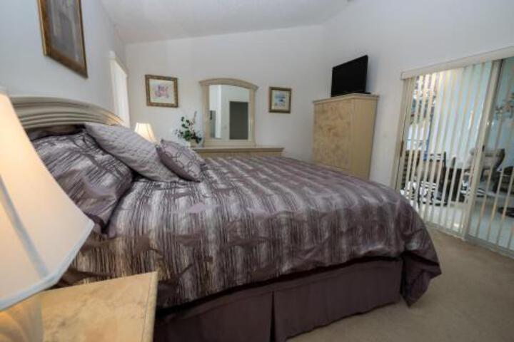 Lirasan Villa near Disney Area