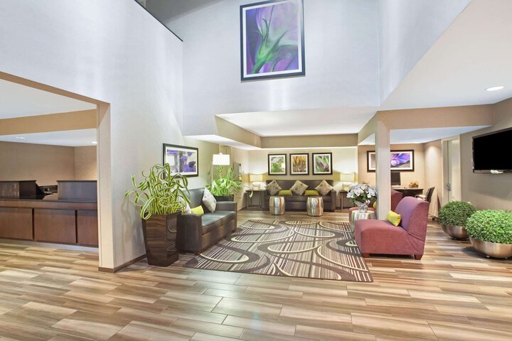 Hotel Interior 16 of 63