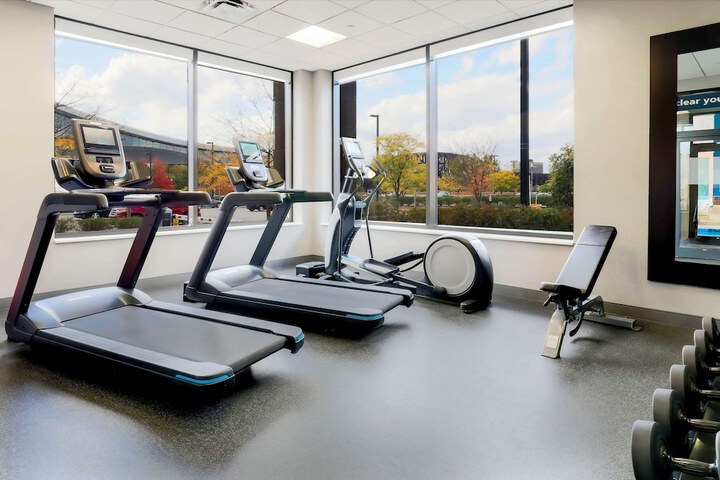 Hampton Inn & Suites Pittsburgh-Downtown
