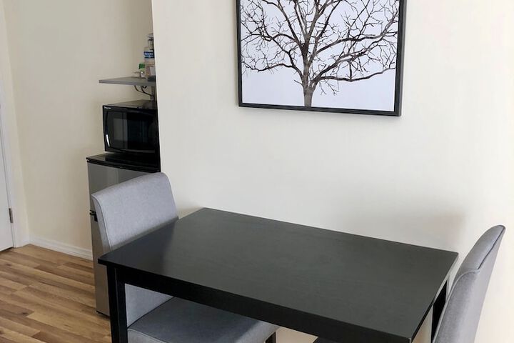 Room 44 of 104