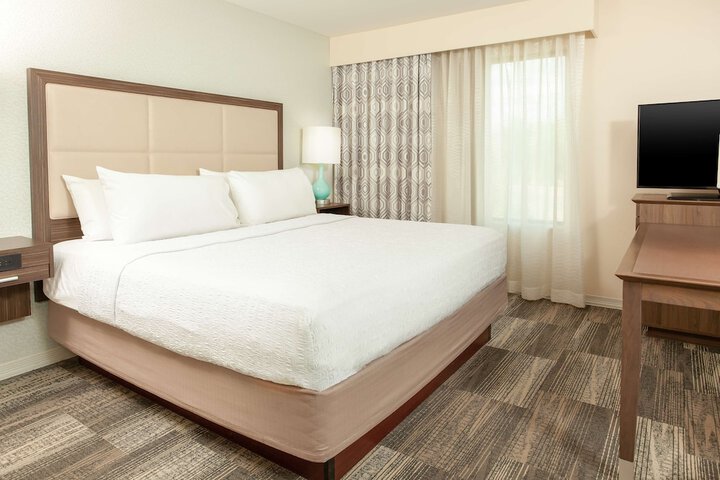 Hampton Inn & Suites Niles / Warren