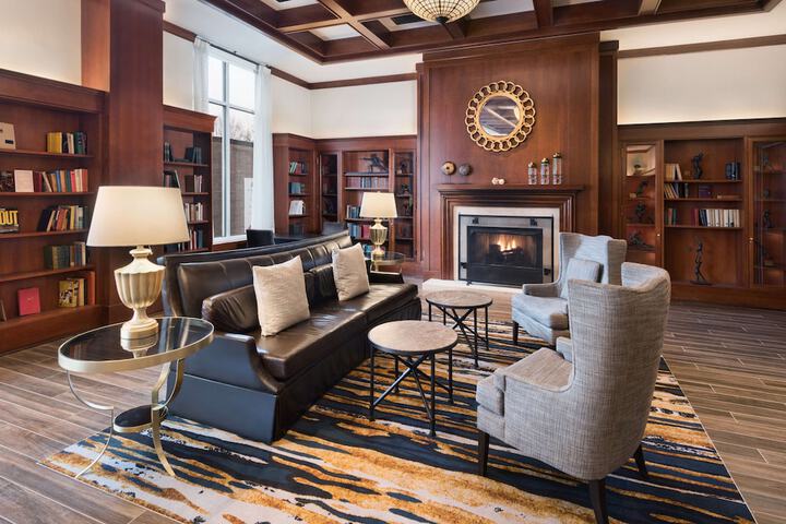 The Inn at Penn a Hilton Hotel