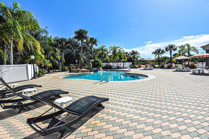 Pool 12 of 113