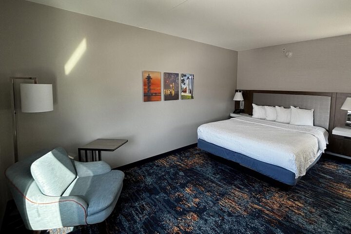 Hampton Inn & Suites Erie Bayfront