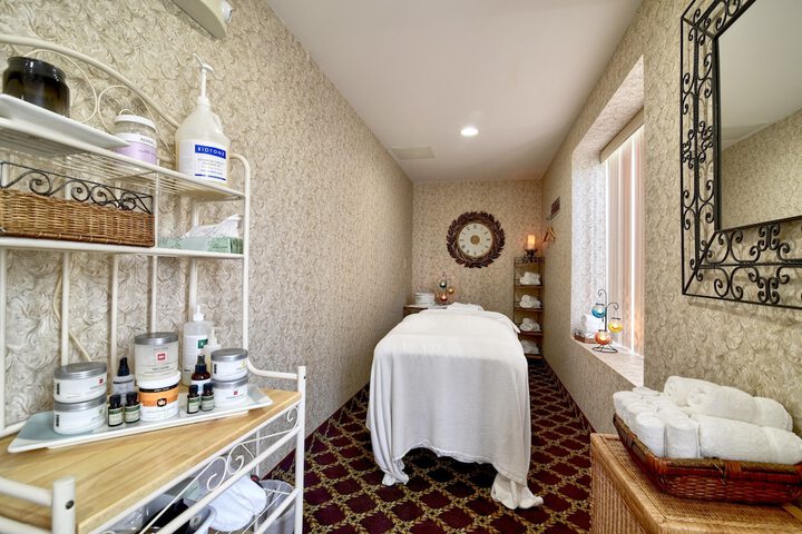 Roosevelt Inn and Suites Saratoga Springs