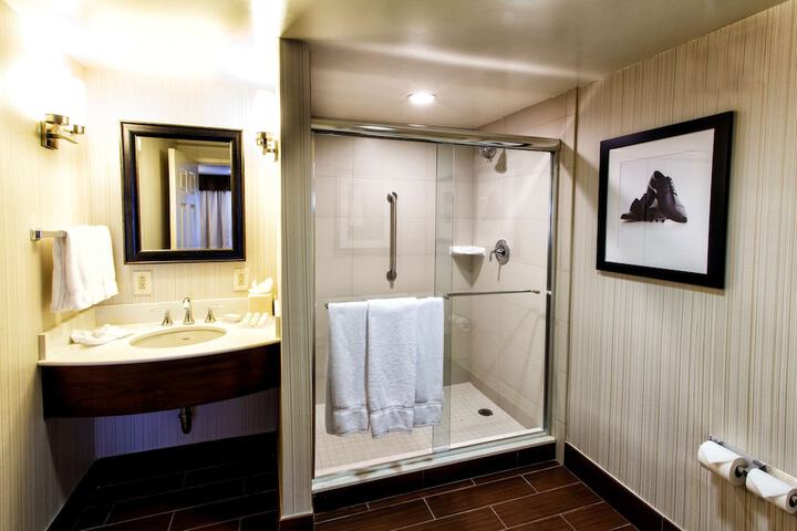 Room 46 of 115