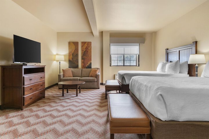 Best Western Plus Cimarron Hotel & Suites