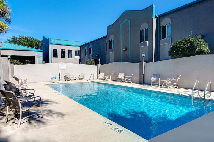 Pool 3 of 37