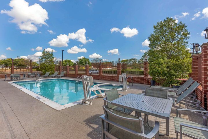 Best Western Plus Duncanville / Dallas