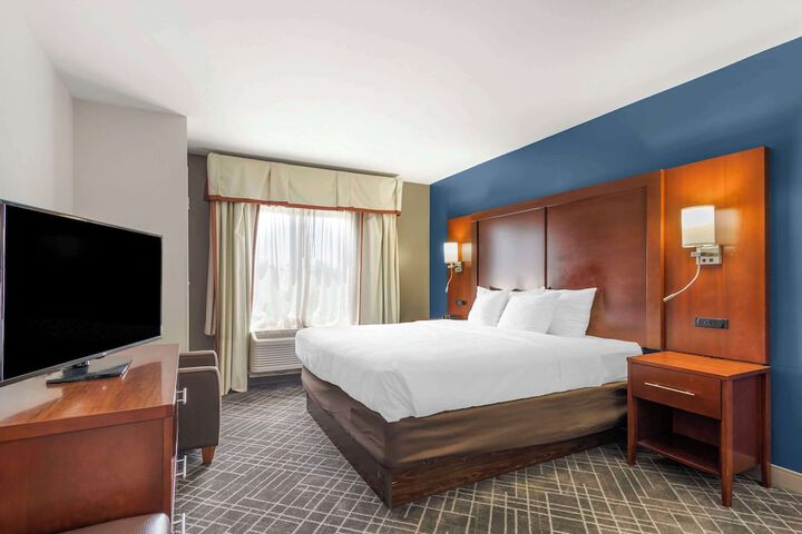 Room 15 of 36