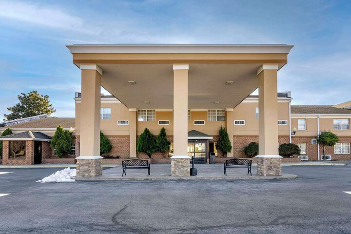 Hotel 2 of 60
