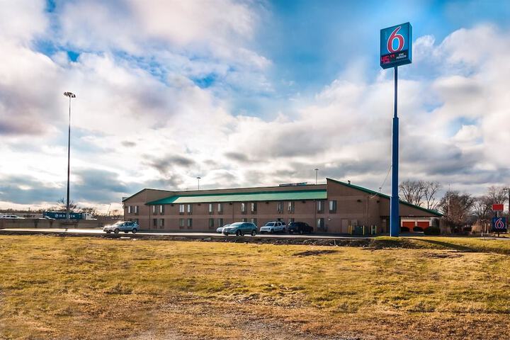 Motel 6 Lansing IL - Chicago South