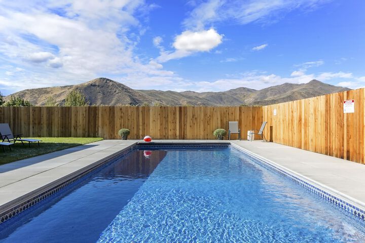 Pool 7 of 95