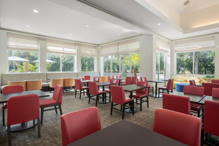 Hilton Garden Inn Tampa North Busch Gardens