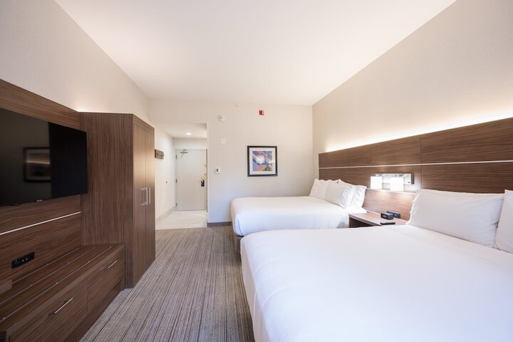 Holiday Inn Express Grover Beach-Pismo Beach Area by IHG