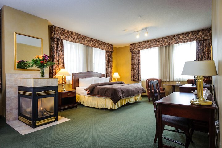 Room 42 of 60