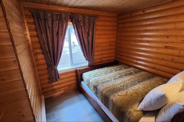 Mt. Revelstoke Alpine Chalets