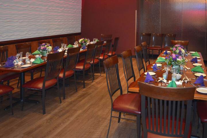 Dining 32 of 42