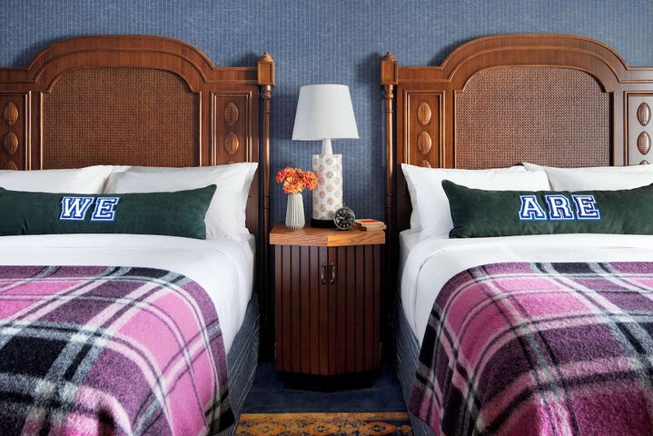 Room 34 of 51