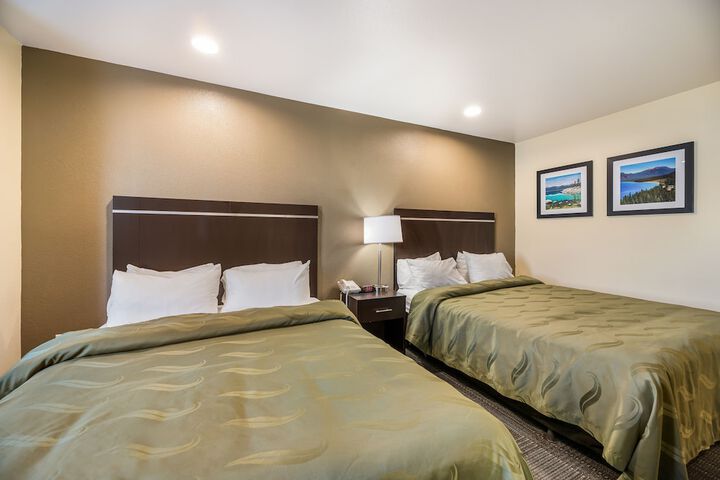 Room 15 of 40