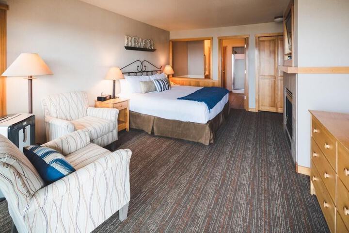 Room 10 of 46