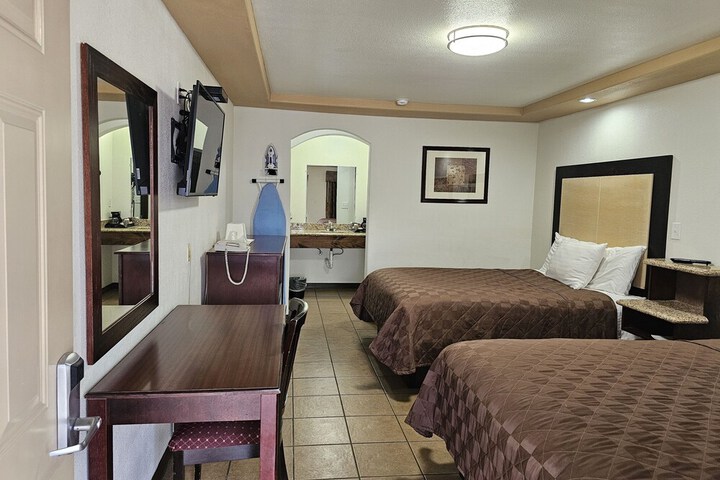 Room 16 of 20