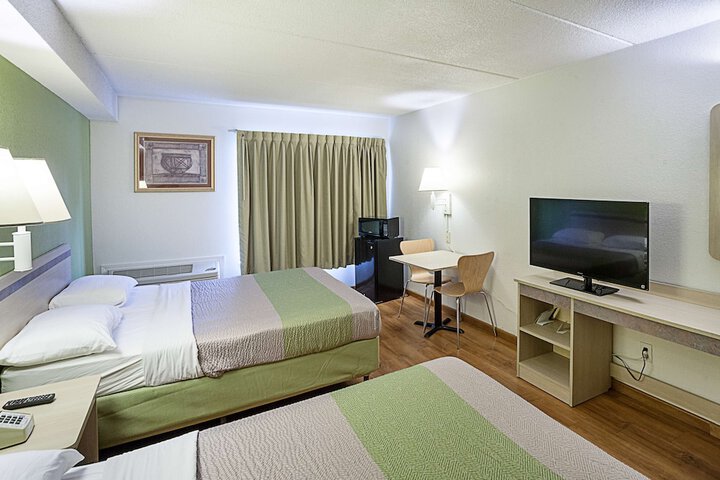 Room 40 of 41