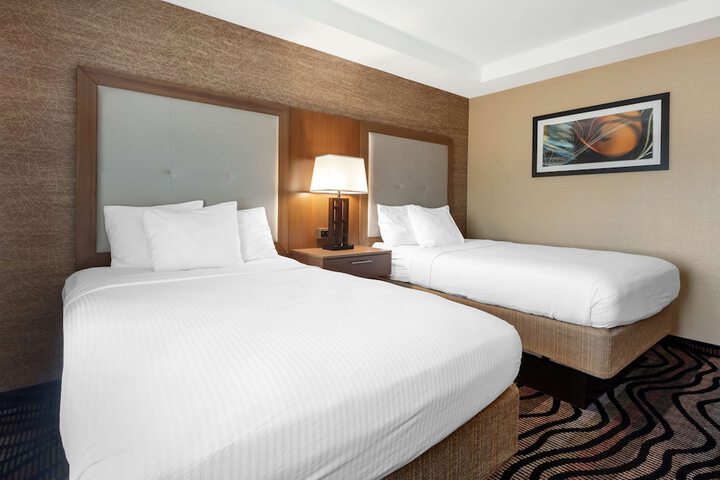 Room 30 of 40