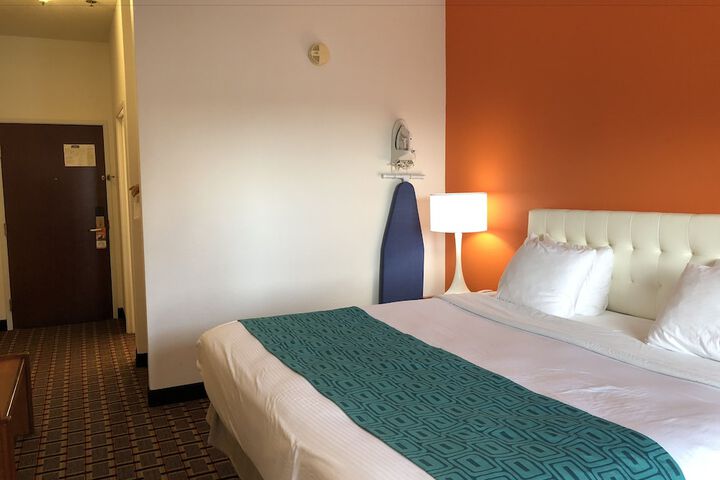 Room 7 of 35