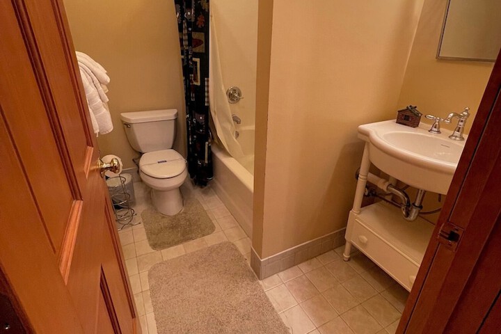 Mountain Aire Cottages Inn & Glamping