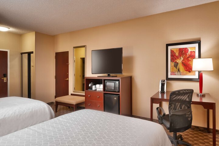 Room 26 of 37