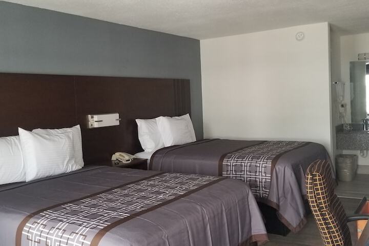 Room 16 of 29
