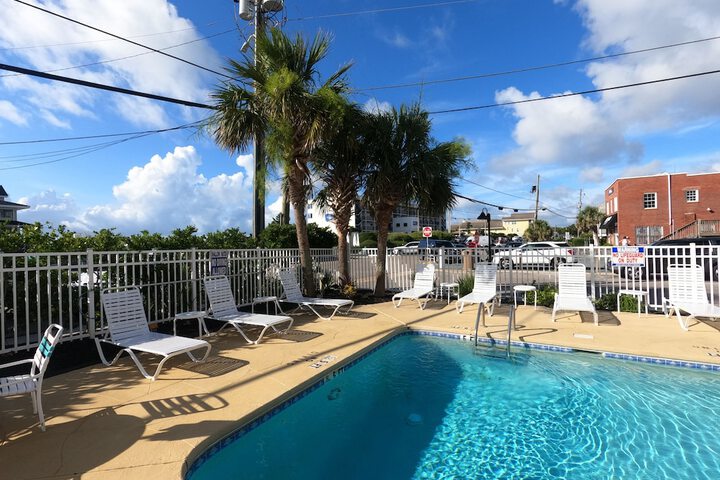 Pool 12 of 333