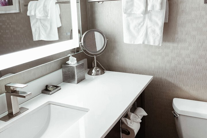 Room 21 of 57