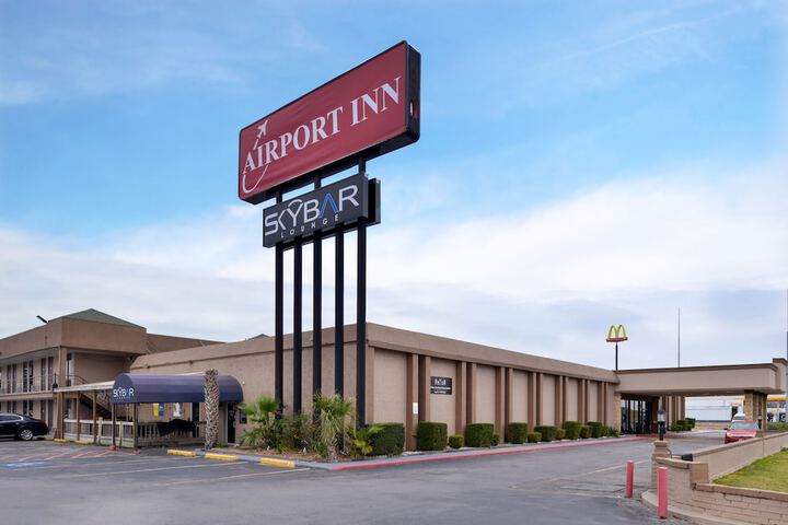 Hotel 6 of 65