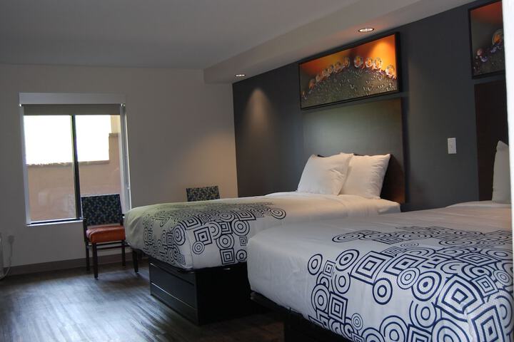 Room 115 of 150