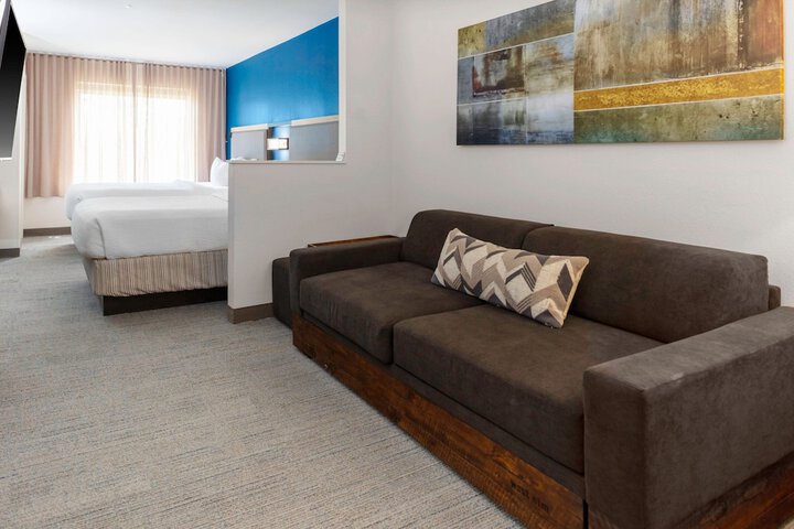 Room 19 of 27