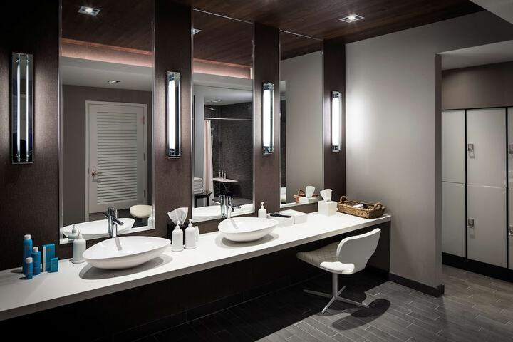 The Logan Philadelphia Curio Collection by Hilton