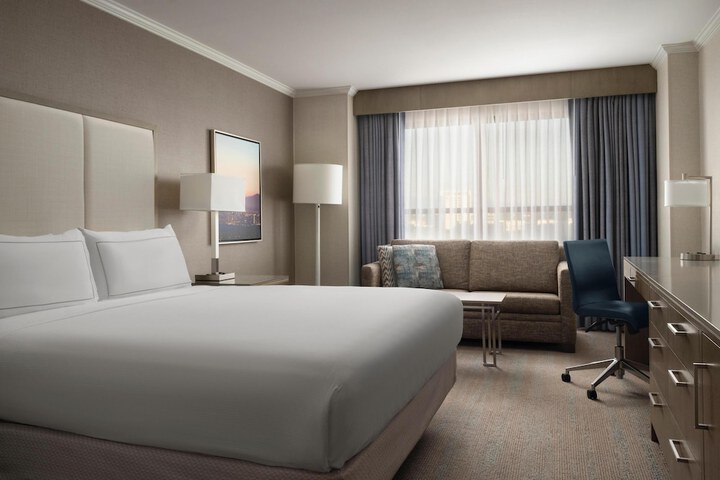 DoubleTree by Hilton Irvine - Spectrum