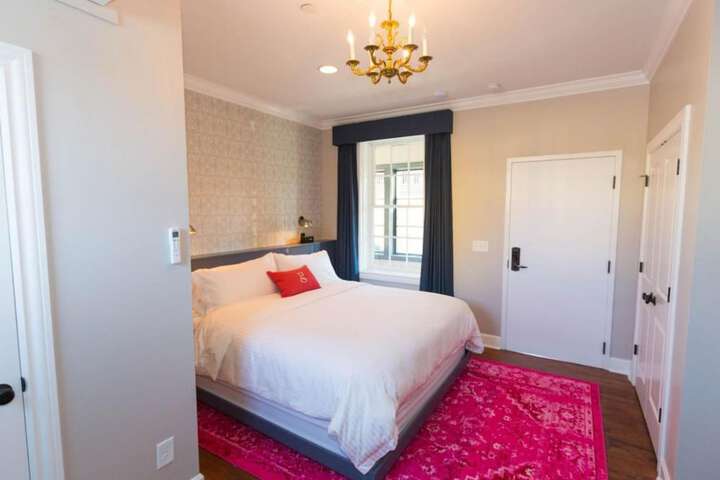 Room 55 of 166