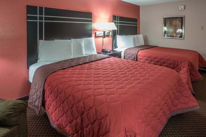 Room 18 of 39