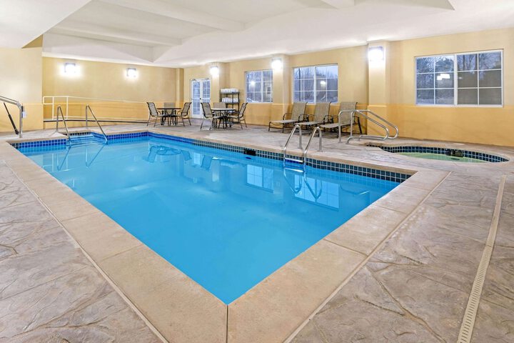 Pool 3 of 23