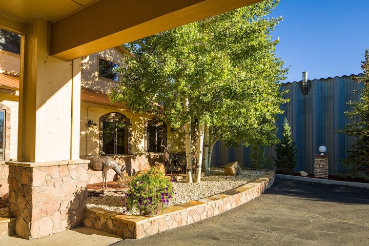 Property Grounds 31 of 33