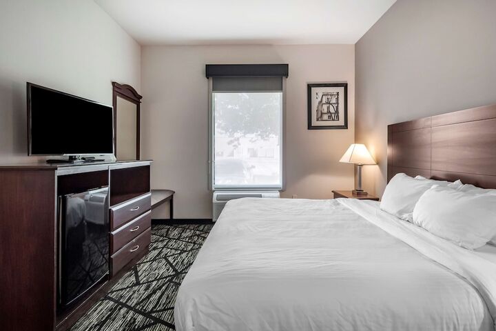 Room 21 of 42
