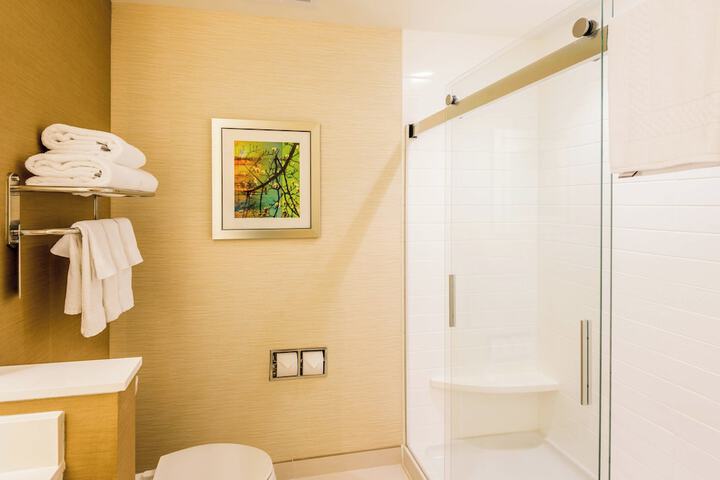 Room 14 of 39